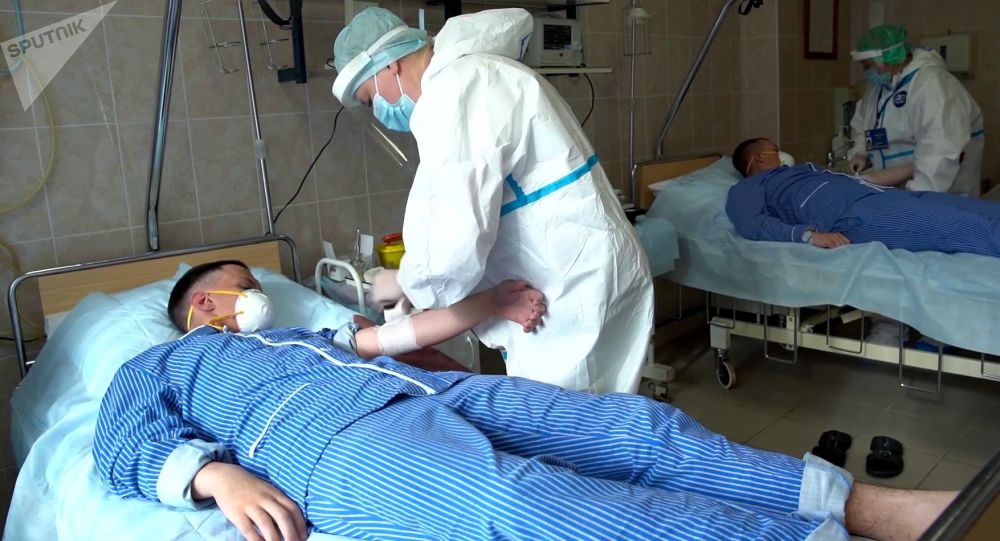 俄卫生部长：新冠疫苗第三阶段临床试验中将至少对800名志愿者进行接种