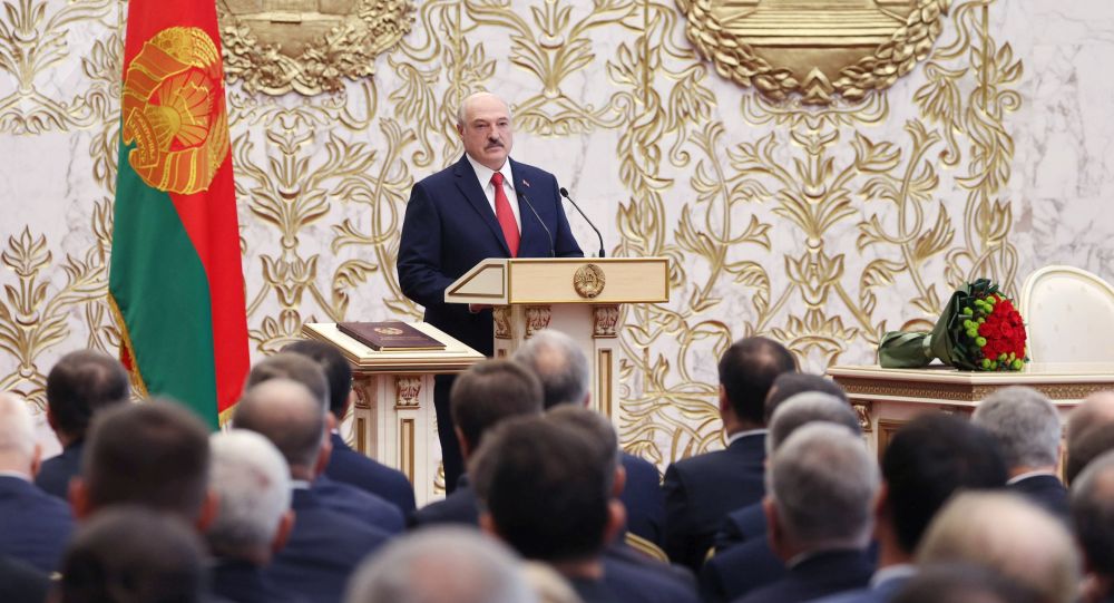 英国对白俄总统卢卡申科制裁包括冻结资产和禁止入境