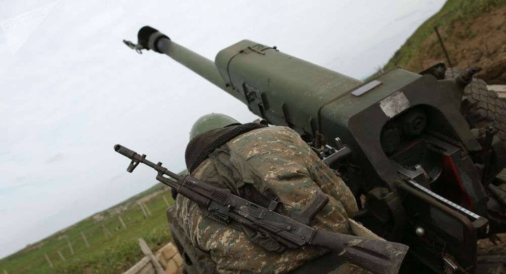 阿塞拜疆国防部称亚美尼亚军队炮击纳卡地区的阿方村庄