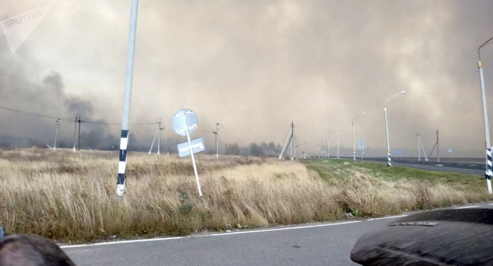 俄梁赞州着火弹药库附近2300多人被疏散
