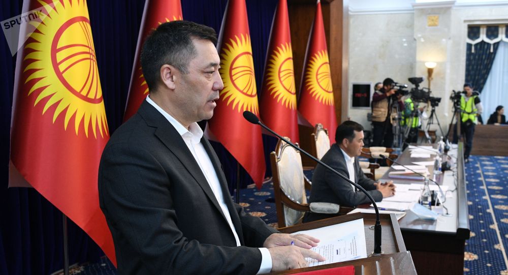 吉尔吉斯斯坦总理扎帕罗夫表示将代行总统职权