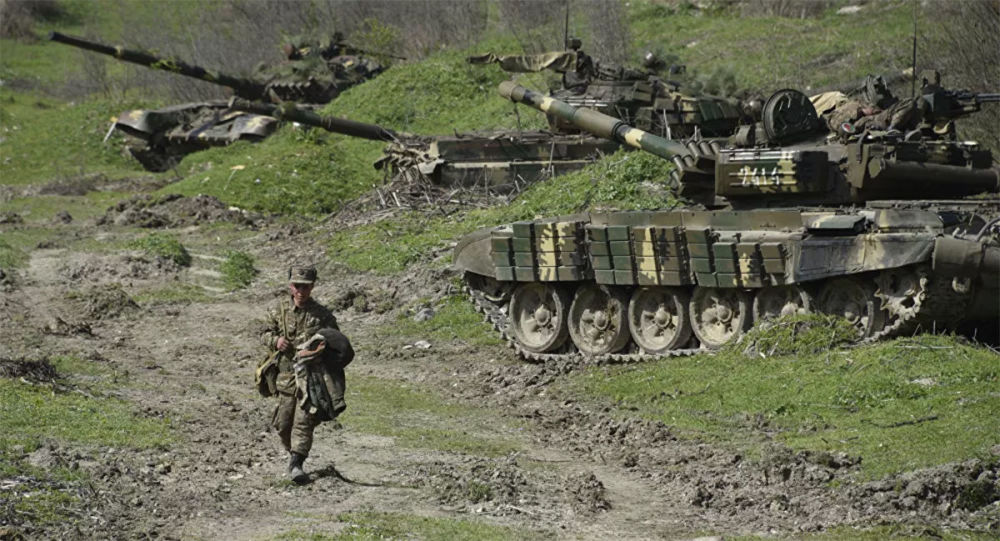 亚美尼亚出示阿塞拜疆军队停火后的进攻镜头（视频）