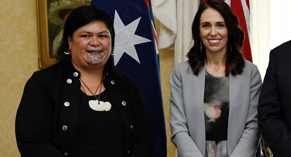 新西兰新任外长是一位脸上有纹身的女士