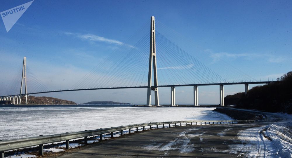 俄罗斯岛桥梁计划于12月6日重新开放