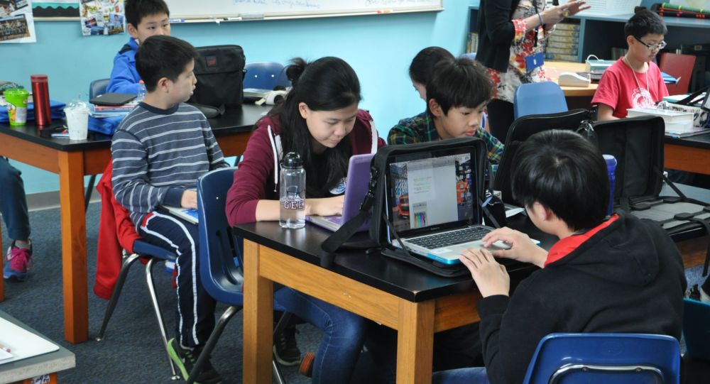 中国中小学应该教编程吗？