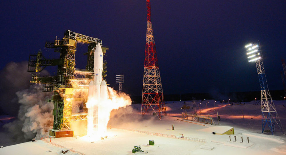 俄航天集团总裁谈比“质子”高一倍功率的超重型火箭