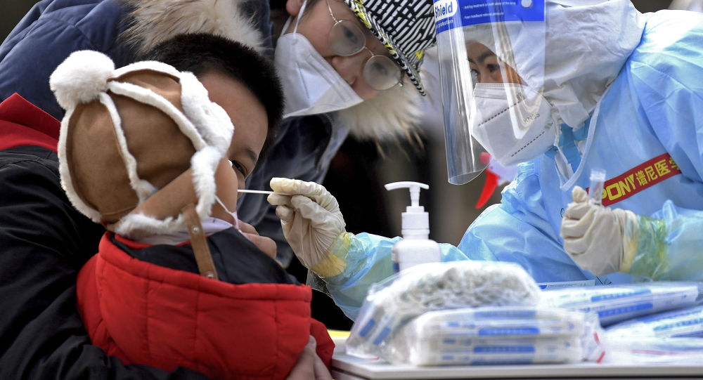 中国两个城市的居民因爆发冠状病毒在1月19日前被禁止出门
