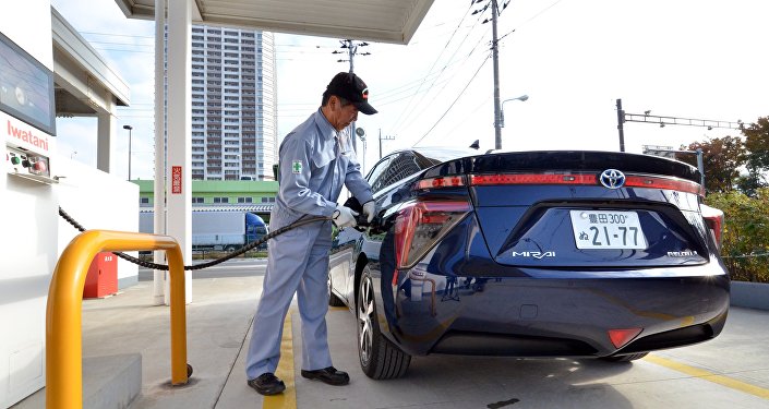 日本丰田计划到2020年每年售出3万辆超级环保型汽车