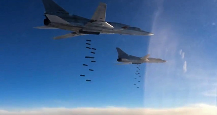 俄图-22MS远程轰炸机对叙利亚境内的“伊斯兰国”设施进行打击