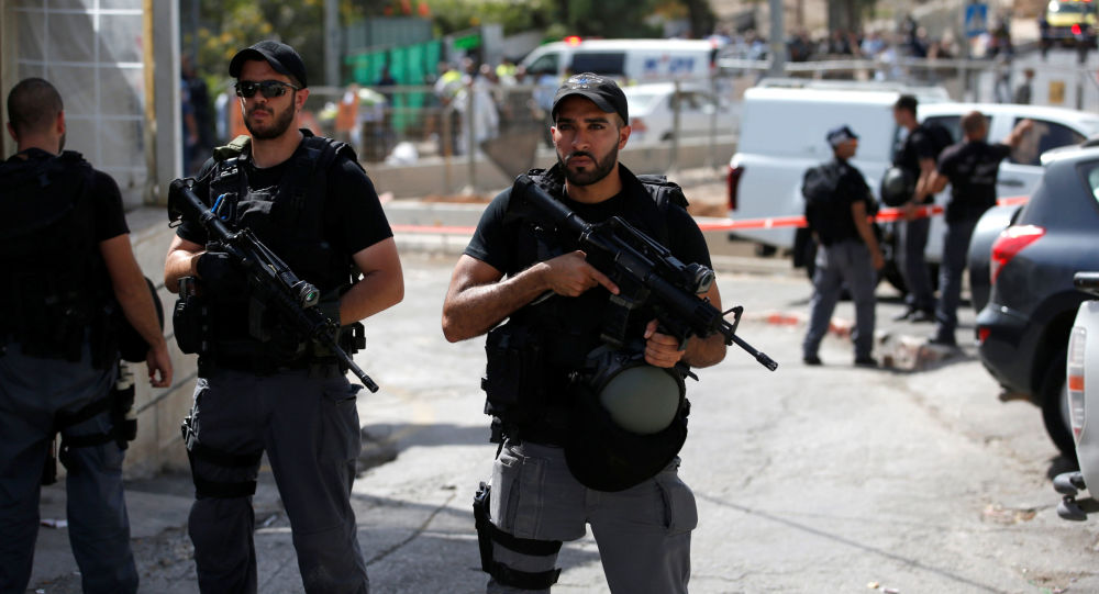 一名身份不明人士持刀袭击耶路撒冷边防警察