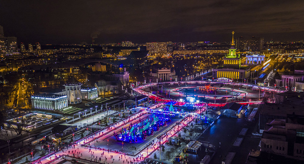在莫斯科将开放1200多个天然溜冰场