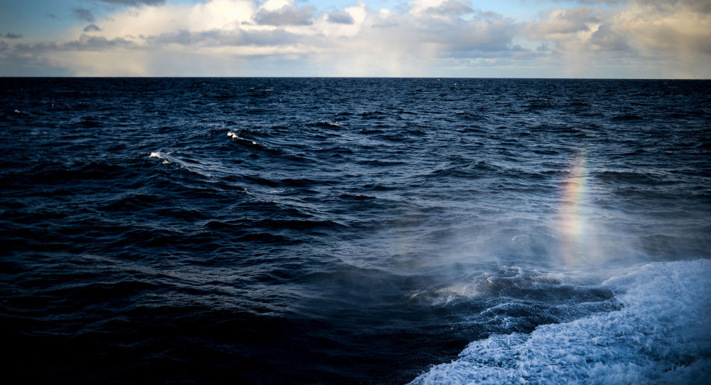 俄紧急情况部：一艘载有渔民的船只在巴伦支海沉没 17人失踪