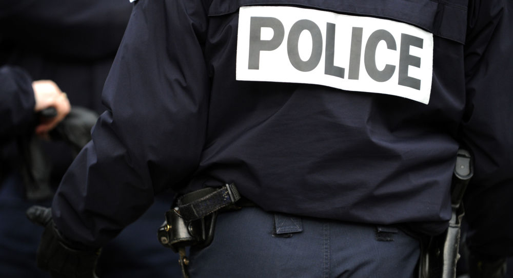 媒体：法国监狱120余名囚犯造反 警方展开特别行动