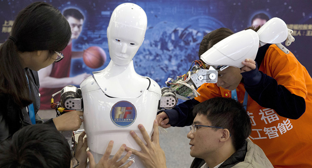 调查：美国民众担心中国将在人工智能领域赶超美国