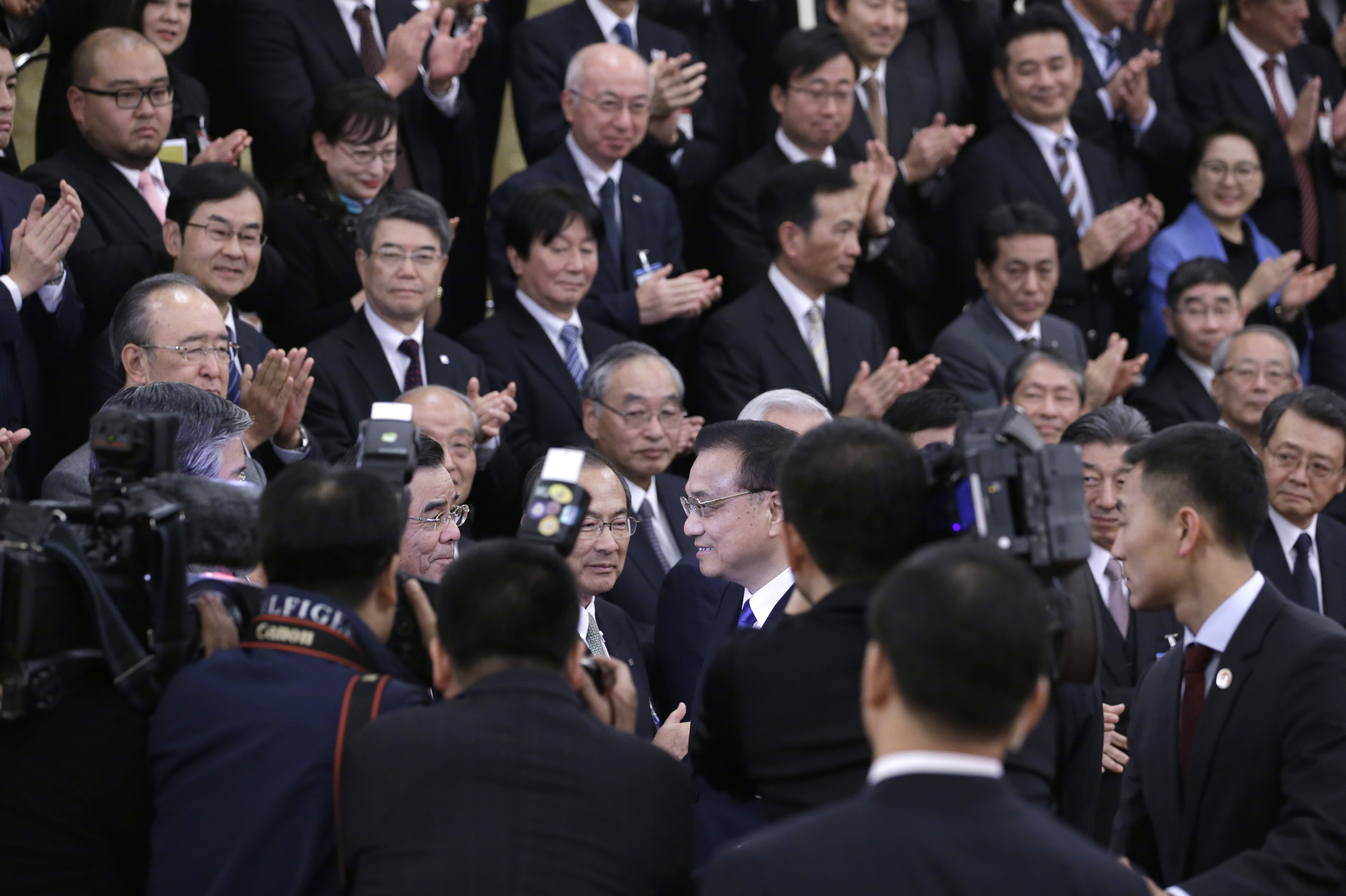 日本加速改善對華關係