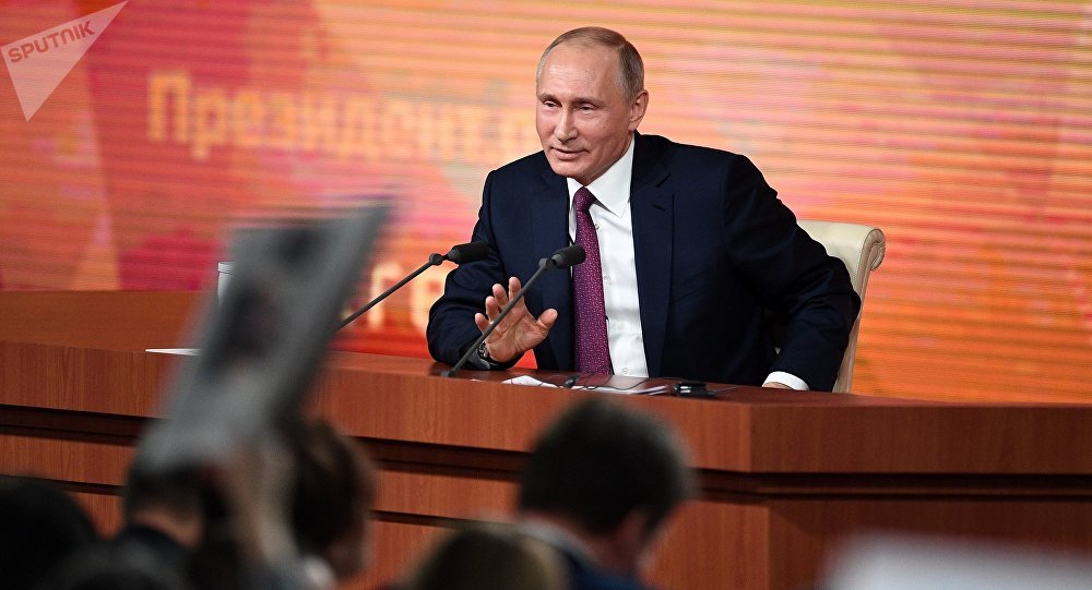 调查：近700万俄罗斯人收看普京总统2017年年度记者会