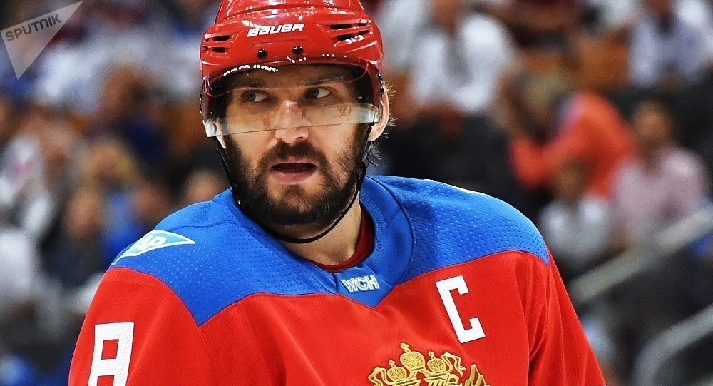 奥维契金成为国家冰球联盟历史上25位最佳球员中唯一一位俄罗斯籍球员