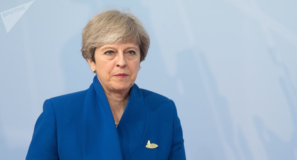 英国首相：伦敦要求23名俄外交官在一周内离境