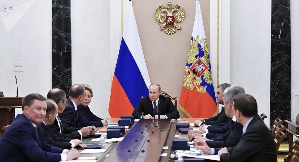 普京：俄罗斯愿意敞开大门与他国同行接触