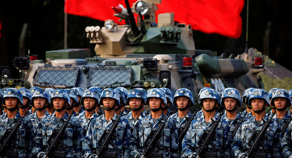 華媒：中國陸戰隊展開史上最大軍演 萬人千車四千裏遠征