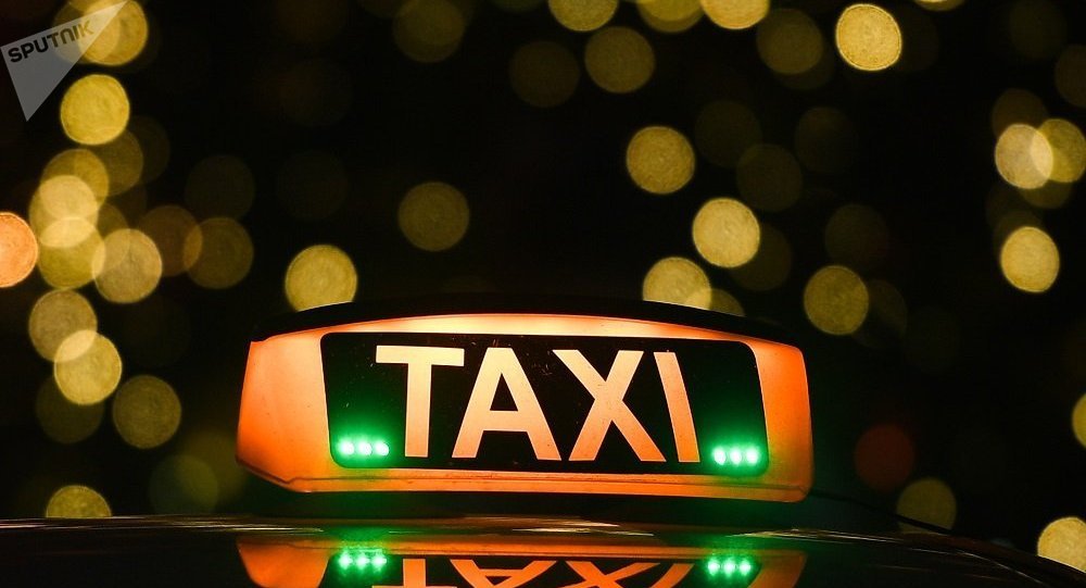顿河罗斯托夫市一名将四百万卢布还给乘客的出租车司机获得奖励