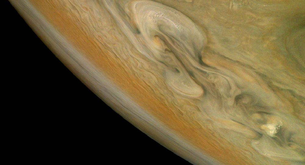 美国航空航天局公开木星风暴图片
