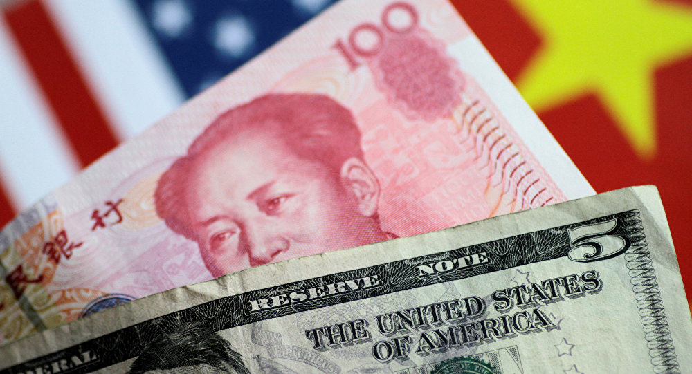 特朗普指责中国操纵汇率