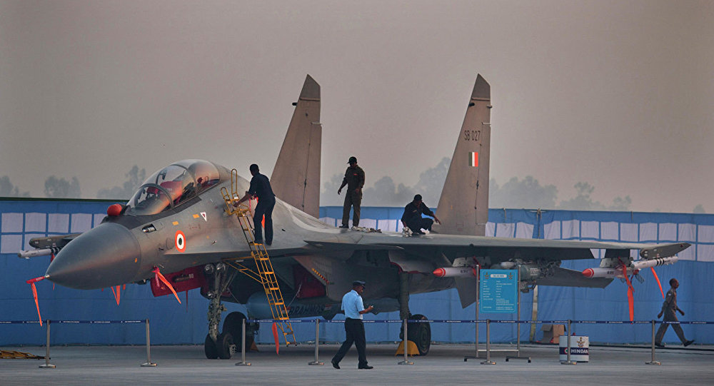 印度向东拉达克派遣战斗机和攻击直升机