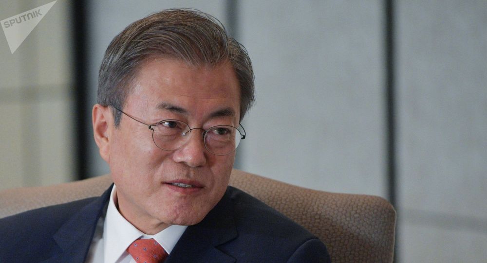 民调：韩国总统文在寅的支持率和反对率持平