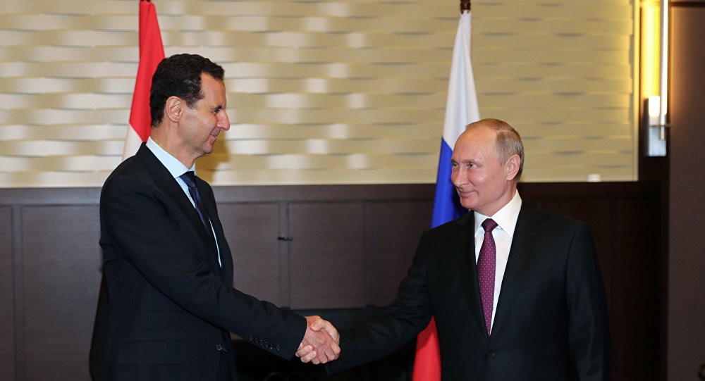 普京抵达叙利亚进行访问并与阿萨德进行会面