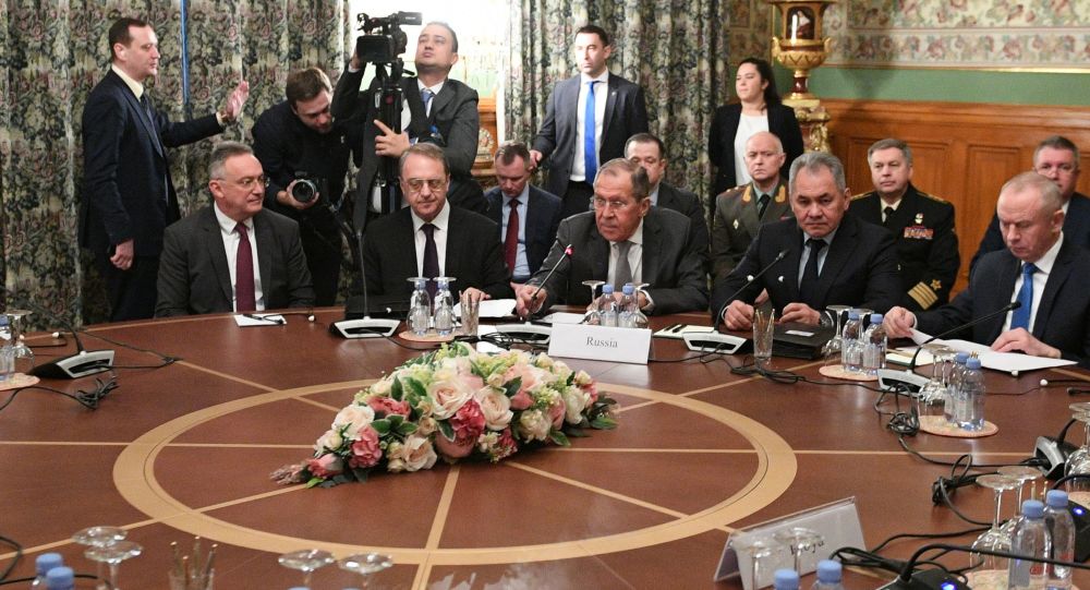 俄外长通报了在莫举行的利比亚冲突各方谈判结果