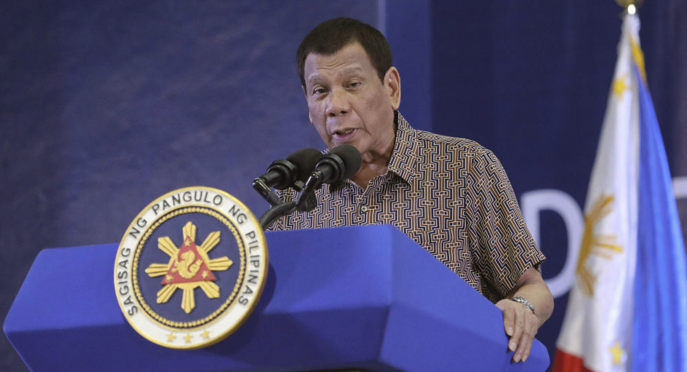 菲律宾总统: 美国应为保留驻菲美军协议付出代价