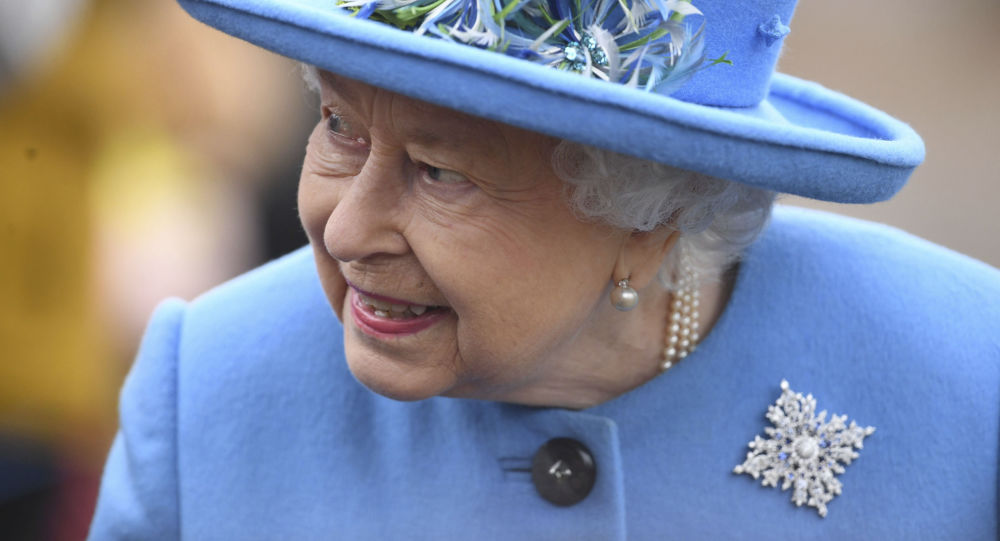 为何伊丽莎白女王的女佣被禁止使用吸尘器