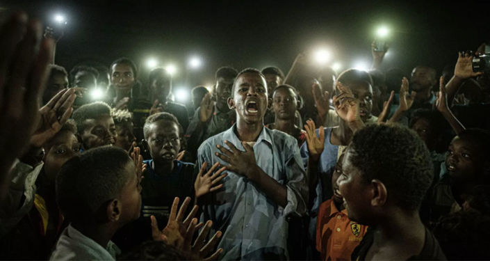 苏丹民众示威摄影作品获世界新闻摄影奖