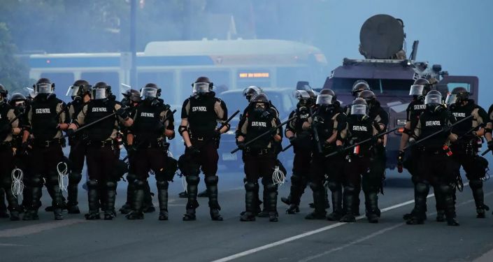 美国民主党议员提出警察改革法案