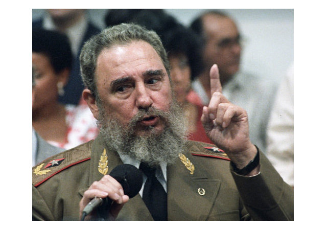 老卡斯特罗在古巴人大会议上畅谈死亡与共产主义未来