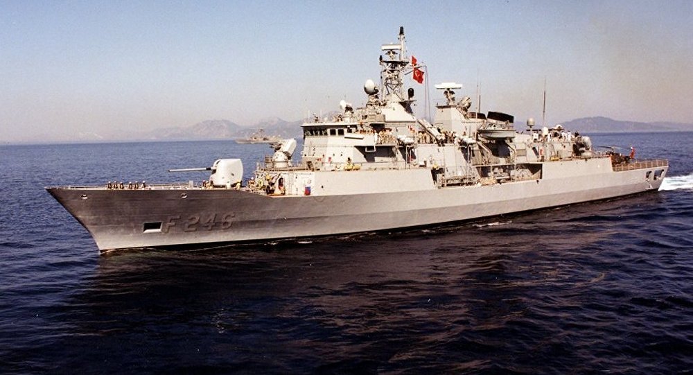 土耳其驱逐舰图片