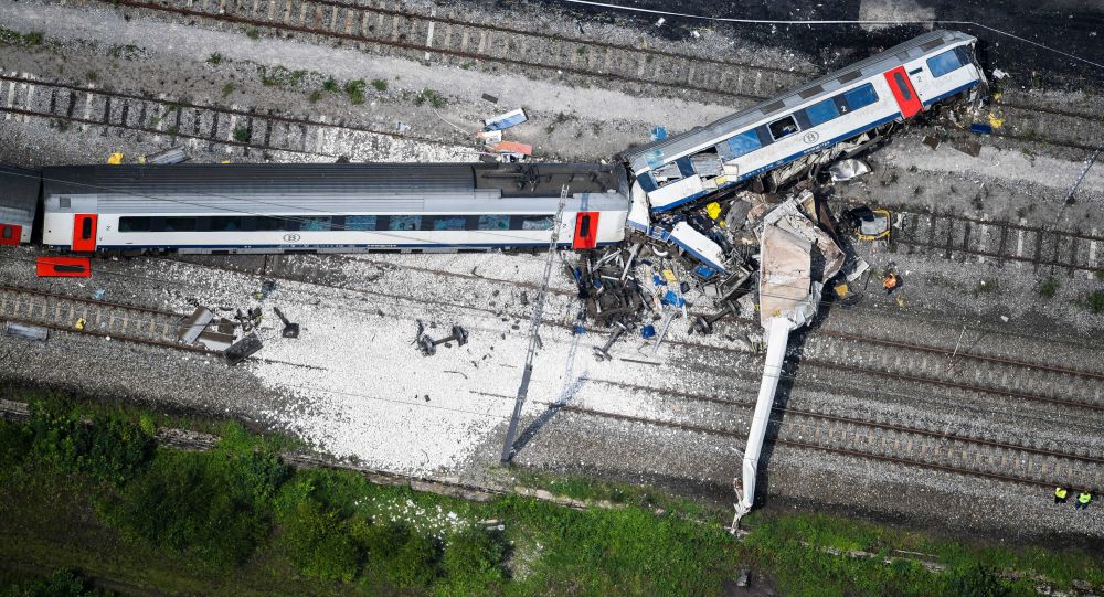 媒体:美国列车脱轨事故受伤人数接近30人