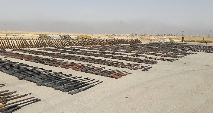 消息人士叙利亚代尔祖尔伊斯兰国仓库中发现美制武器装备