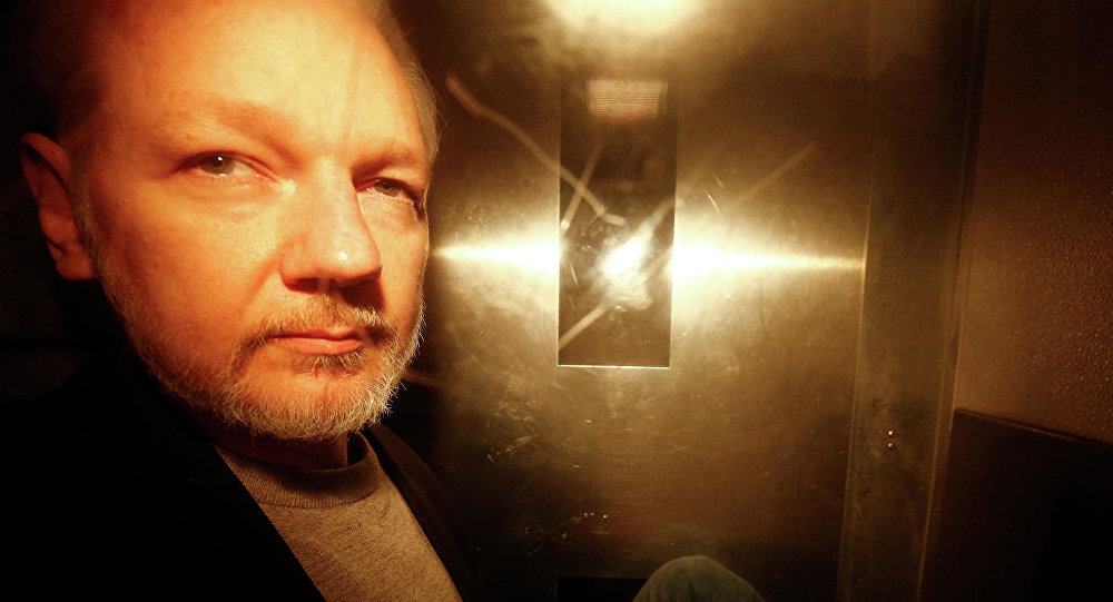 阿桑奇在英国监狱服刑的第一则视频曝光