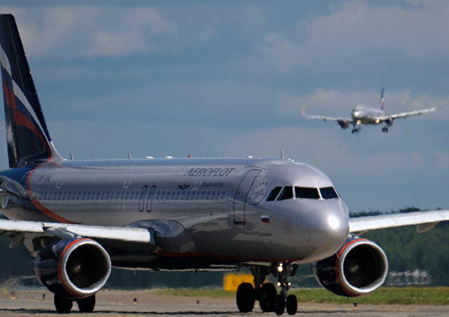 莫斯科谢列梅季耶沃机场的空客320