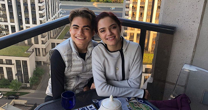 加拿大花滑选手阮南谈与叶夫根尼娅梅德韦杰娃的关系