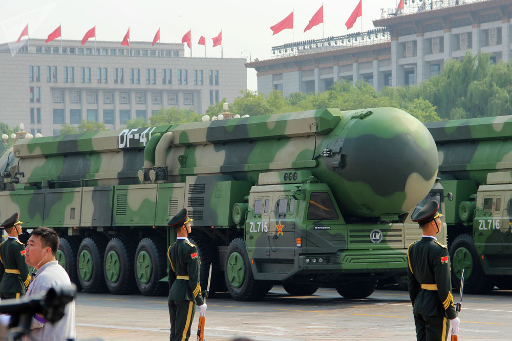 "东风-41"洲际弹道导弹在庆祝新中国成立70阅兵式阅兵首次出场