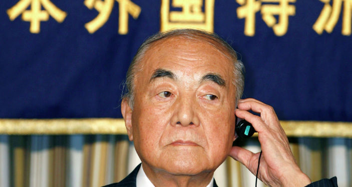 中国外交部中方对日本前首相中曾根康弘去世表示深切哀悼