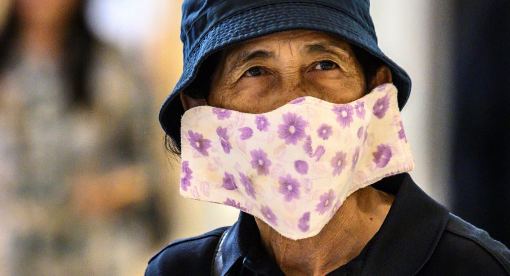 泰国公共卫生部提议居民在家制作两亿件纱布口罩