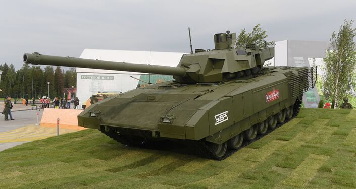 俄罗斯军校将为"阿玛塔"坦克招募学员